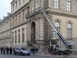 Frankreich: Polizei nimmt zwei mutmaßliche Louvre-Einbrecher fest