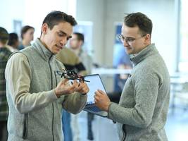 wettbewerb an der technischen universität münchen: mit drohnen die demokratie verteidigen?