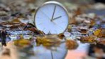 zeitumstellung: uhren auf winterzeit zurückgestellt - es lief alles glatt