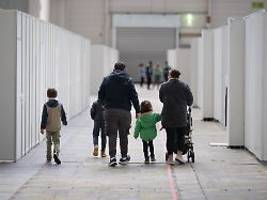 kritik an hohen hürden: noch keine visa für härtefälle beim familiennachzug erteilt