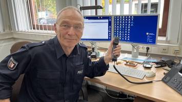 aumühles dorf-sheriff knuth kossek sagt „tschüs“