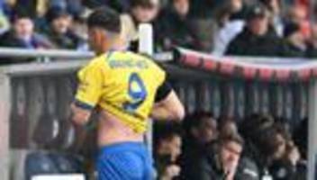 2. fußball-bundesliga: rot für würgegriff: braunschweig straft und schützt yardimci