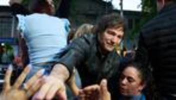 Parlamentswahl in Argentinien: Partei von Milei liegt bei Zwischenwahlen deutlich vor der Opposition