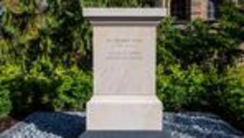 Speyer: Grab des früheren Bundeskanzlers Helmut Kohl zum Denkmal umgestaltet