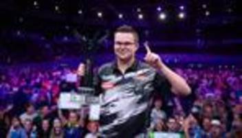 Turnier in Dortmund: Mit blutender Hand: Van Veen jüngster Darts-Europameister