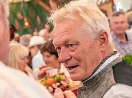 Hohe Kosten für die Wirtschaft: Agrarminister macht sich nun doch für Veggie-Schnitzel stark