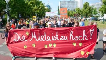 aufstand der mieter: berliner wehren sich gegen wohnungskonzerne