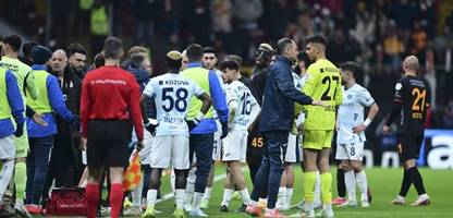 Türkischer Fußball: Wettskandal droht - Hunderte Schiedsrichter sollen betroffen sein