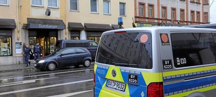 Maskierter überfällt Juwelier in Oberhausen mit Messer – Polizei fahndet mit Großaufgebot