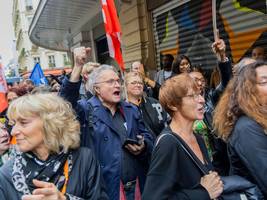 Protest gegen Ultra-Fast-Fashion in Paris: Die Welthauptstadt der Mode ist außer sich