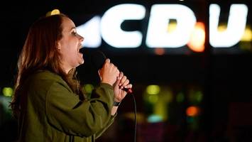 50 prominente Frauen wollen mit Merz über Sicherheit für Töchter reden