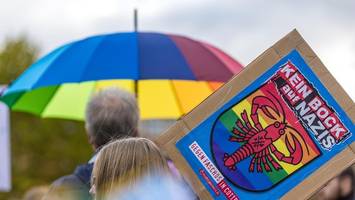 „Keine zufälligen Provokationen“: Angriffe gegen CSDs auf Rekordniveau