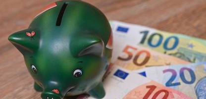 deutsche sparen weniger, liegen im vergleich aber weit vorn