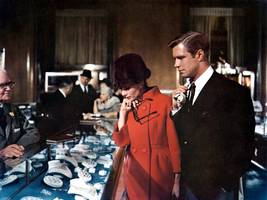 Mantel-Mode: Audrey würde weinen