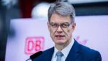 Bahn: D-Ticket: Schnieder erwartet mehr Kunden trotz höherem Preis
