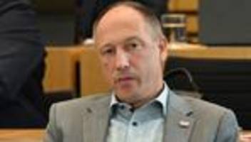 Landtag: Antifa-Debatte: Grundgesetz atmet antifaschistischen Geist