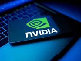 Wachstum legt explosionsartig zu: Nvidia als erste Firma mehr als fünf Billionen Dollar wert