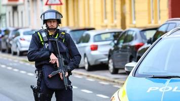 Groß-Aufgebot der Polizei: Amok-Alarm an Schule in Hagen
