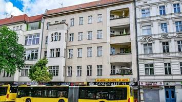 kirche will haus in neukölln verkaufen: „handelt wie immobilienkonzern“