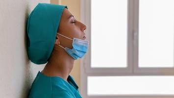 sehenswerte ausstellung zur „selbstverständlichen arbeit aus liebe“