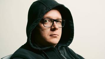 Hamburger Satiriker Nico Semsrott ruft zu Demo in der City auf