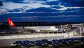 Asyl: Flug mit schutzbedürftigen Afghanen soll in Deutschland gelandet sein