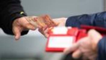 konjunktur: flaute hält an: deutsche wirtschaft stagniert im sommer