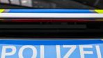 Lebensgefährlich verletzt: Mann soll auf Partner der Ex-Freundin eingestochen haben