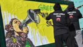 protest gegen Ölpipeline: richter senkt millionenstrafe für greenpeace im streit mit Ölkonzern