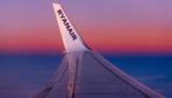 Änderungen im november: ryanair schafft bordkarten aus papier ab, neue regeln bei minikrediten