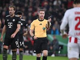 Welche Konsequenz zieht der DFB?: Zu viele Schiedsrichter-Fehler im Pokal werfen Fragen auf