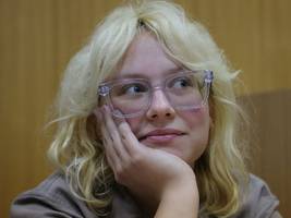 russland: haft für ein lied voller liebe