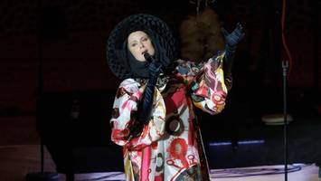 Stiller Protest bei einem sehr emotionalen Elbphilharmonie-Konzert