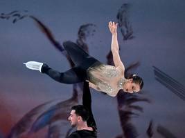 Eiskunstlauf-Olympiasaison: Salto mortale im großen Kufentheater