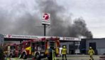 Brände: Rauchwolke über Castrop-Rauxel - Explosion gemeldet