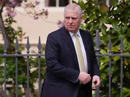 Nach Entzug seiner royalen Titel: Virginia Giuffres Familie feiert Sieg über Andrew