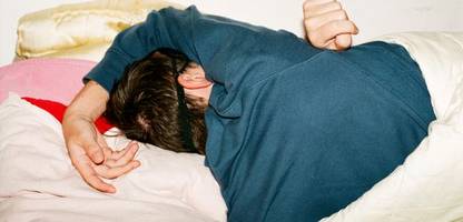 Besser schlafen: So stoppen Sie quälende nächtliche Grübeleien