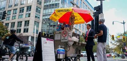 Washington, D.C.: Freigestellter Jurist verwirklicht seinen Lebenstraum und verkauft Hot Dogs