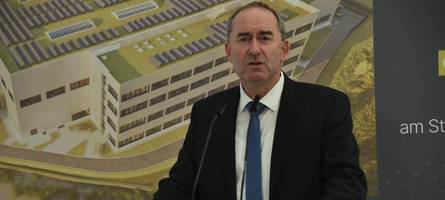 beschäftigte in region wechseln zu airbus: aiwanger spricht von „luxusdebatte“