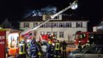 blaulicht: brand in mainhardt - ursache und verdächtiger ermittelt