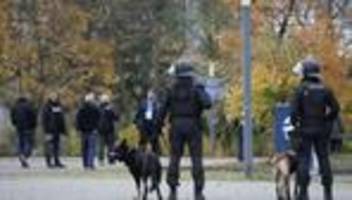 Fußball: Polizei: Fans verlassen Olympiastadion ohne Randale