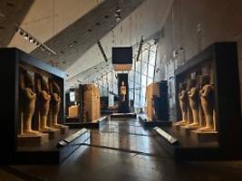 Doppelt so groß wie Louvre: Kairo eröffnet Großes Ägyptisches Museum an Pyramiden von Gizeh