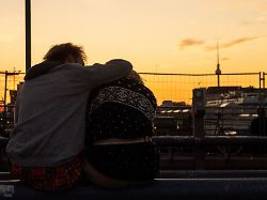 Gut gemeint, nicht gut gemacht: Warum man Freunden in Krisen keine Ratschläge geben sollte