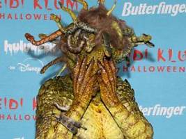 Werdet zu Stein erstarren ...: Heidi Klum enthüllt endlich ihr Halloween-Kostüm