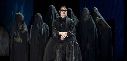 Antú Romero Nunes inszeniert »Was Ihr wollt« am Berliner Ensemble: »Niveau ist keine Handcreme!«