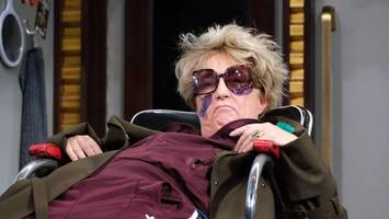 „großstadtrevier“ am st. pauli theater: ultra-fan fordert jan fedder