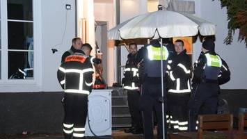 Hausbewohnern wird plötzlich übel – Retter messen erhöhten CO-Wert