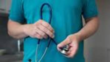 Gesetzliche Krankenversicherung: Krankenkassen rechnen trotz Sparplans mit höheren Beiträgen