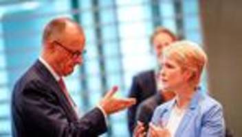 Regierung: Kanzlerbesuch in Schwerin - Wirtschaft und Energie im Fokus