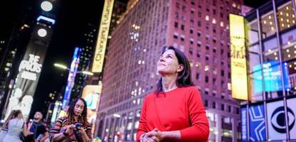 Wie bei Gossip Girl: Baerbock veröffentlicht Video aus New York